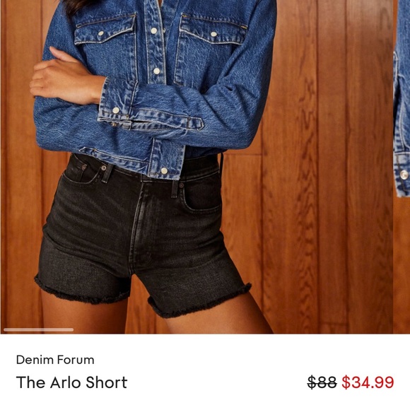 Denim forum arlo short, size 26 (Aritzia) - Picture 5 of 5